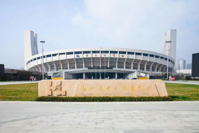 如果有一天我爱上你的老婆是什么歌